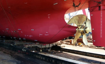 A complete guide of bringing a ship to dry dock